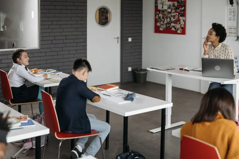 No Wild West: How Smart Schools Are Writing the Rules for Metaverse Classrooms Before Things Go Sideways