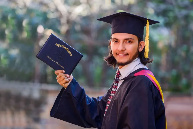 Virtual Diploma, Real Doubt: Can Metaverse Credentials Ever Earn the Respect They Deserve?