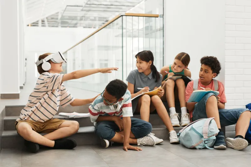 When Wow Factor Becomes a Wall: The Surprising Science of Why Flashier VR Classrooms Can Teach Less